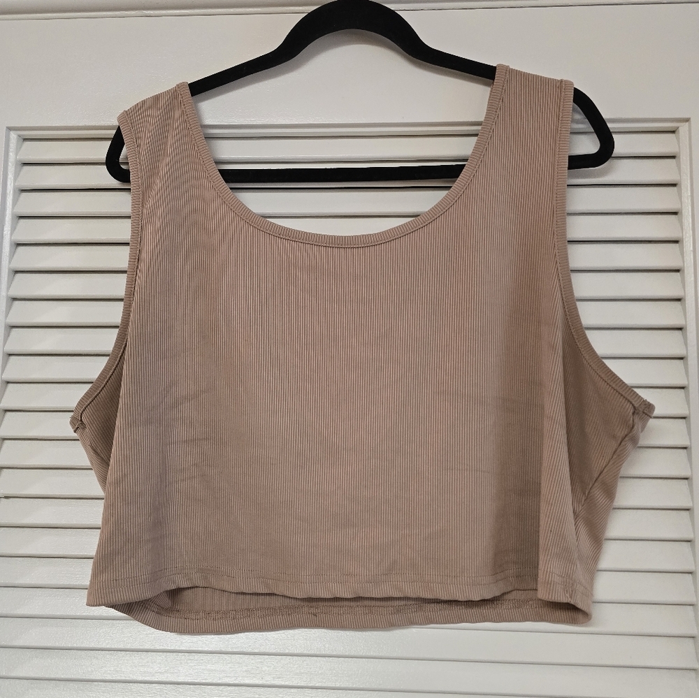 SHEIN - (Plus-Size) Curve Cropped Ribbed Sleeveless Top